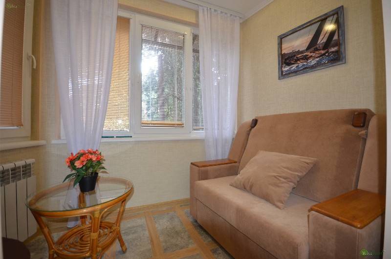 Фото: Ялта. Однокомнатные апартаменты в гостевом доме в районе Приморского парка. "Морской"